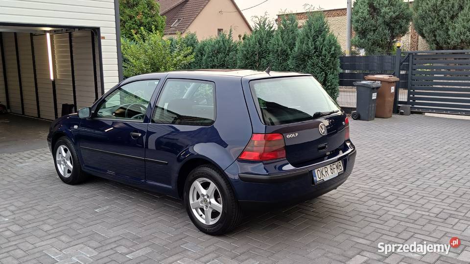 Volkswagen Golf 4 16 benzyna 142000km opolskie Zdzieszowice