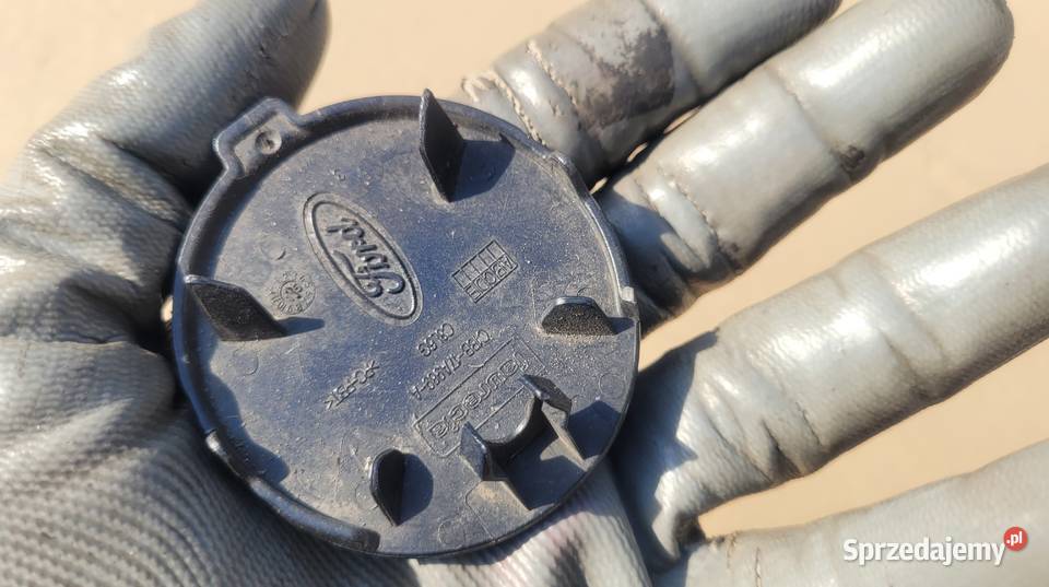 FORD FIESTA MK8 1217 ZAŚLEPKA HAKA ZDERZAK PRZÓD Ruda Śląska sprzedam