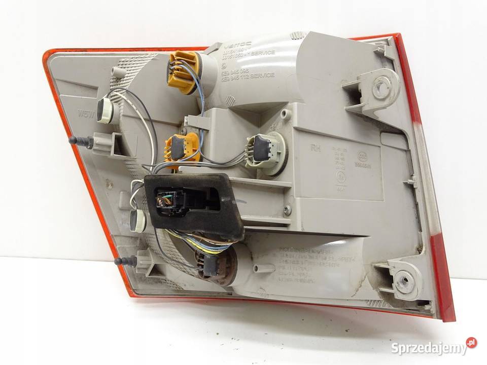 LAMPA PRAWY TYŁ PRAWA TYLNA SKODA OCTAVIA III 5E