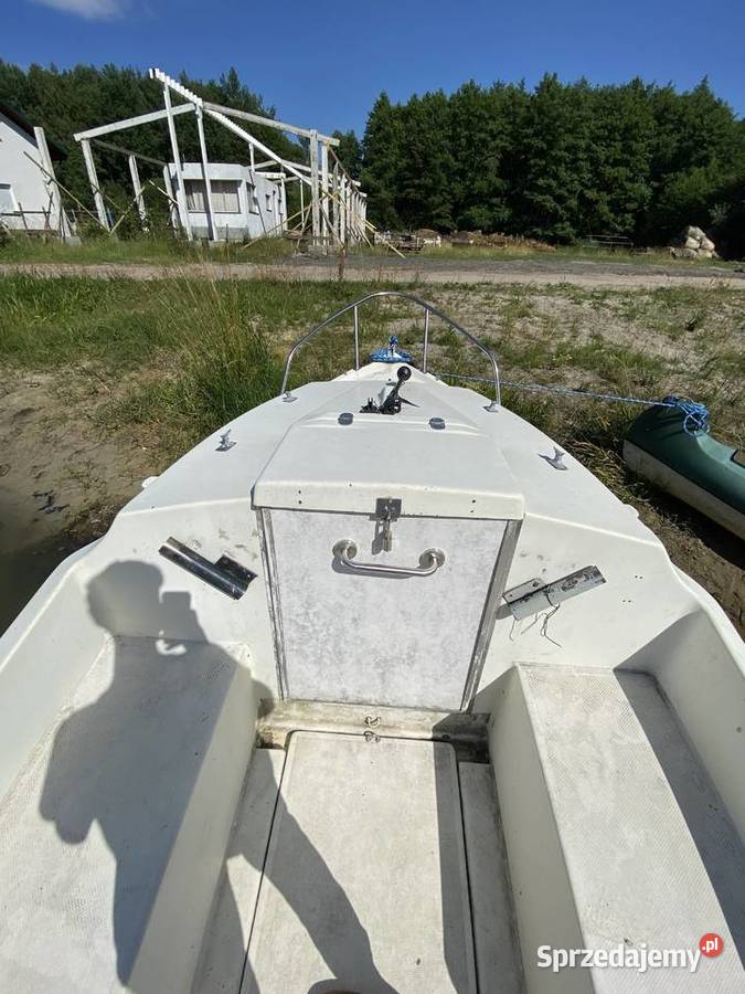 Łódź kabinowa yamaha Gać