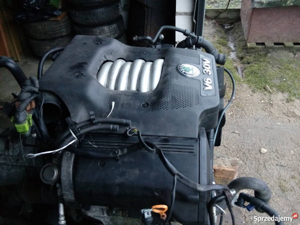 Sprzedam silnik 28 30V z Skody Superb Bełchatów