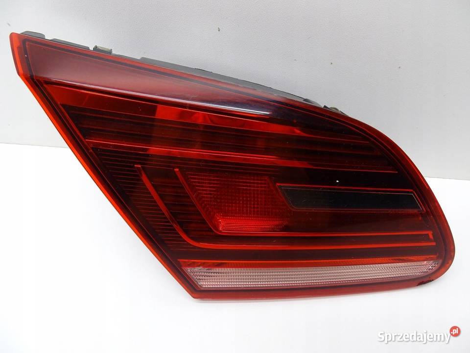 LAMPA LEWY TYŁ LEWA TYLNA W KLAPĘ 3C8945307Q VW osobowe