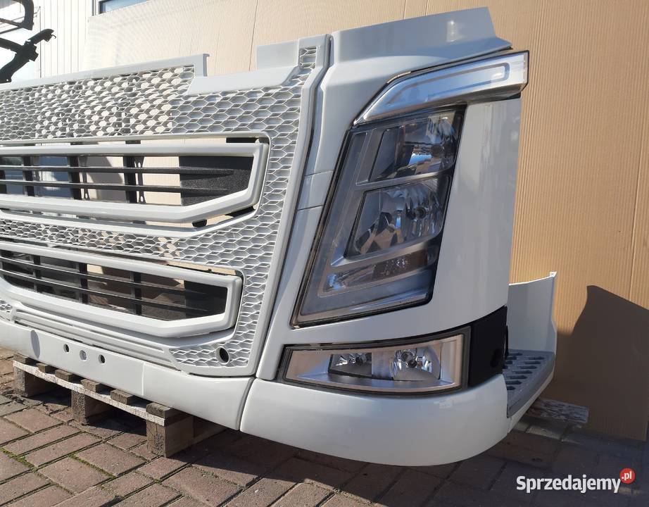 VOLVO FH4 ZDERZAK PRZÓD KOMPLETNY REFLEKTORY Trzciel sprzedam
