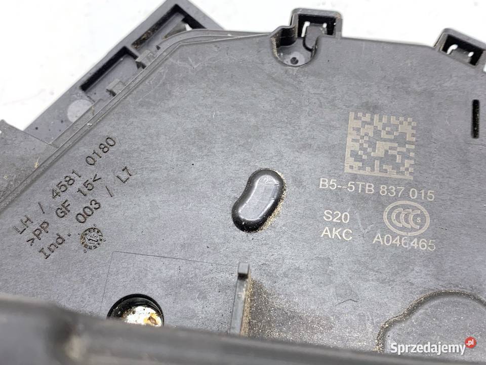 ZAMEK DRZWI LEWY PRZÓD VW TROC Crossover osobowe podkarpackie sprzedam