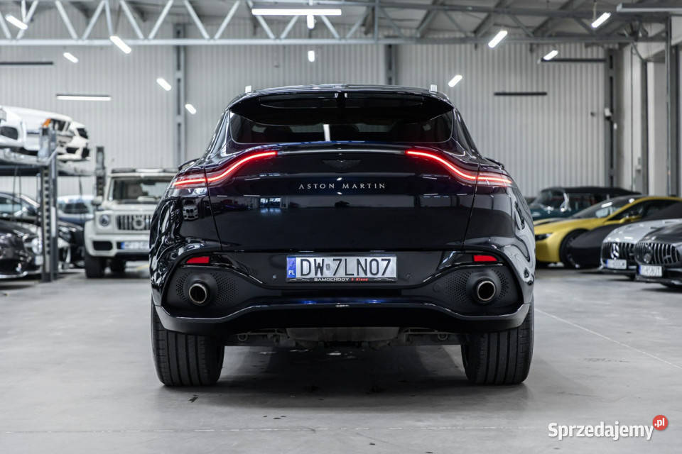 Aston Martin DBX 550 Salon Bezwypadkowy FV23 lakier metallic