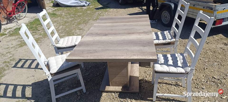 Stół 160x90 z 4 krzesłami poduszki Szwajcaria 160cm Ulów