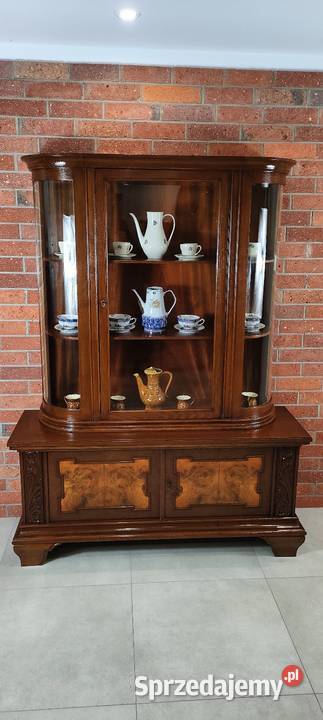 Ekskluzywna serwantka witryna dębowa Łagów
