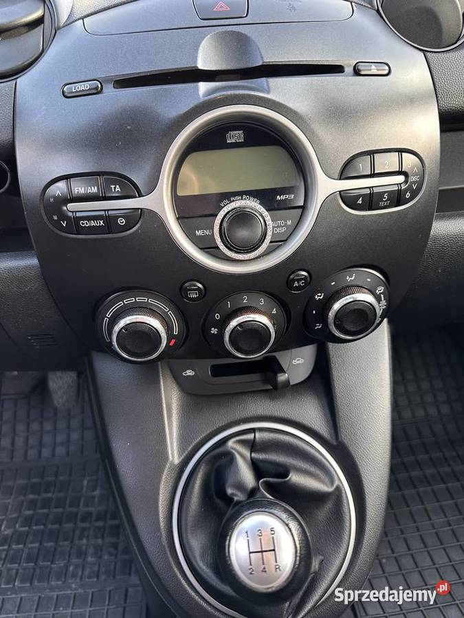 Mazda 2 małe ekonomiczne autko Benz 13 Rok produkcji 2009 Pogórze