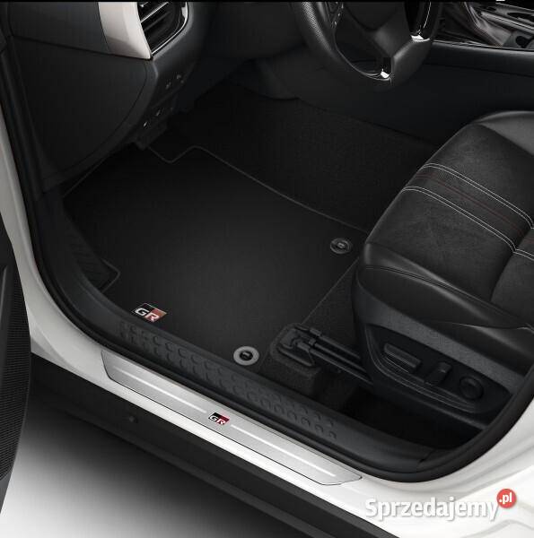 TOYOTA Chr Oryginalne dywaniki welurowe GR Kąty Wrocławskie sprzedam