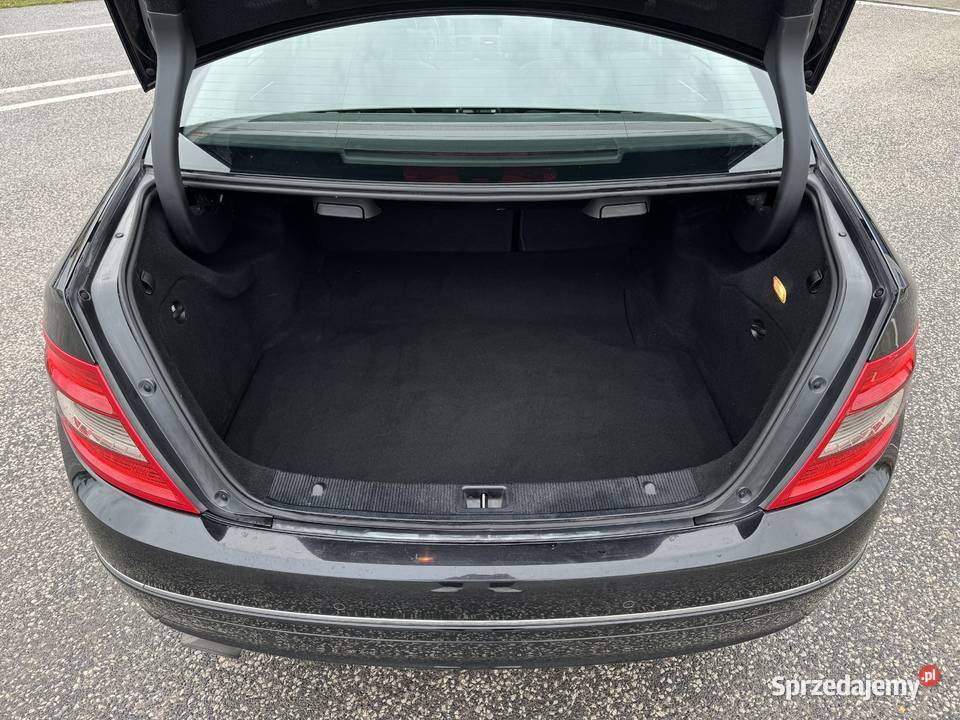 Mercedes C 18 BENZYNA Zarejestrowany Długie czujnik deszczu Konin sprzedam