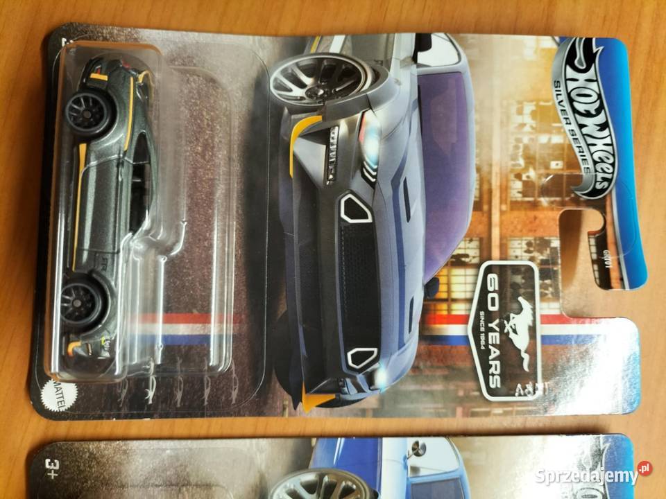 Hot Wheels 2 x Mustang premium HW wysyłka śląskie Sosnowiec