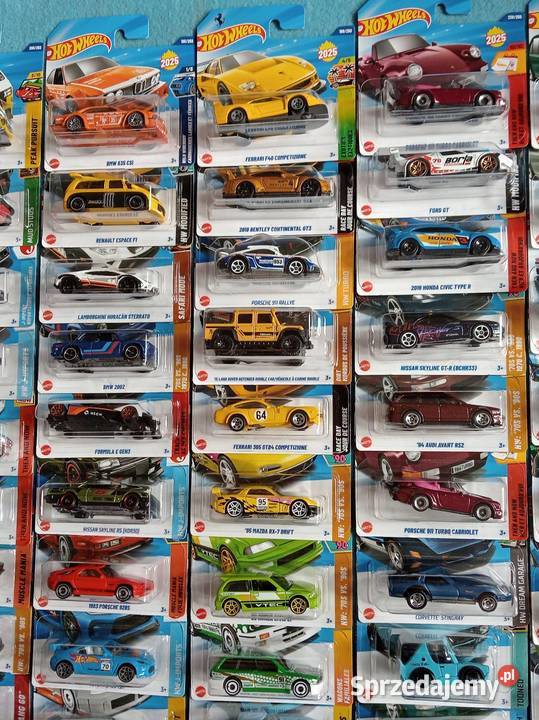 Hot Wheels zestaw 153 sztuki stan wszystkich Samochody i pojazdy Jaworzno sprzedam