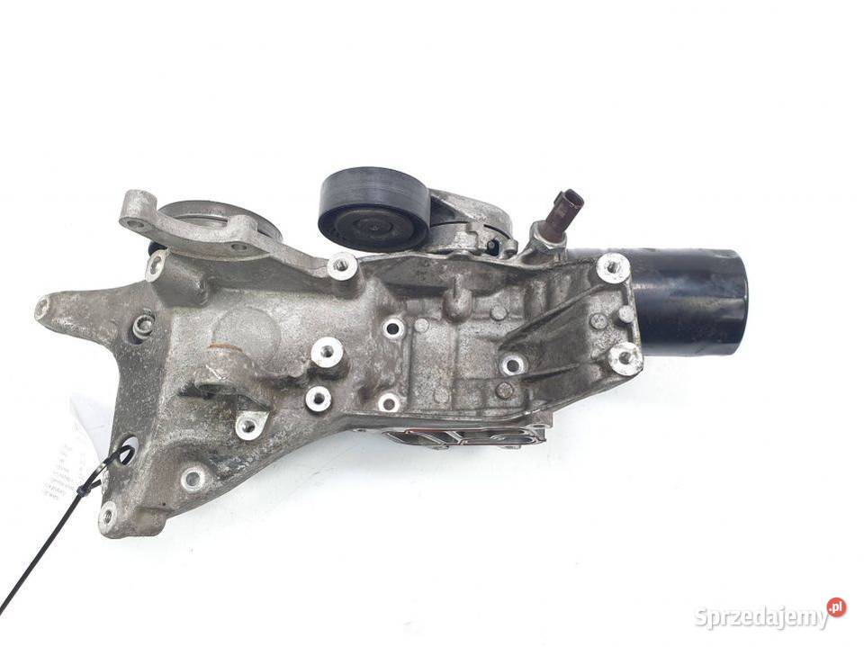 ŁAPA OSPRZĘTU AUDI A5 ALTERNATORA 06H903143E Lipno