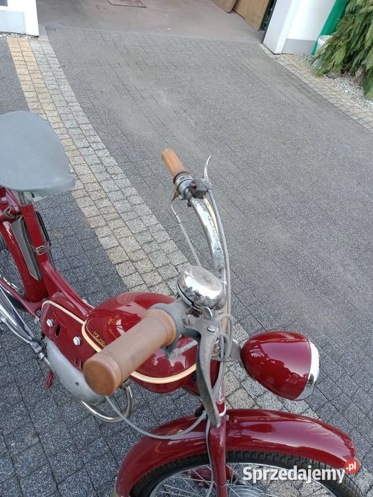 Komar230 dwusuwowy Mogilno