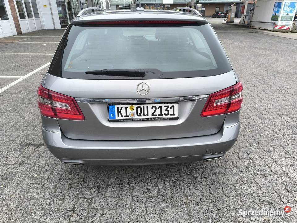 Sprzedam Mercedesa E klasa mazowieckie Radom
