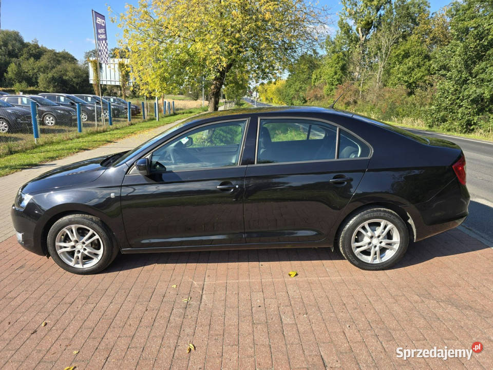 koda RAPID Skoda Rapid 12 benzynka 4/5 Cielcza