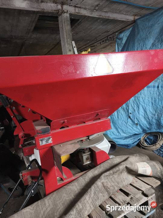 Sprzedam rozsiewacz nawozów PROMAR 600l Sochaczew sprzedam