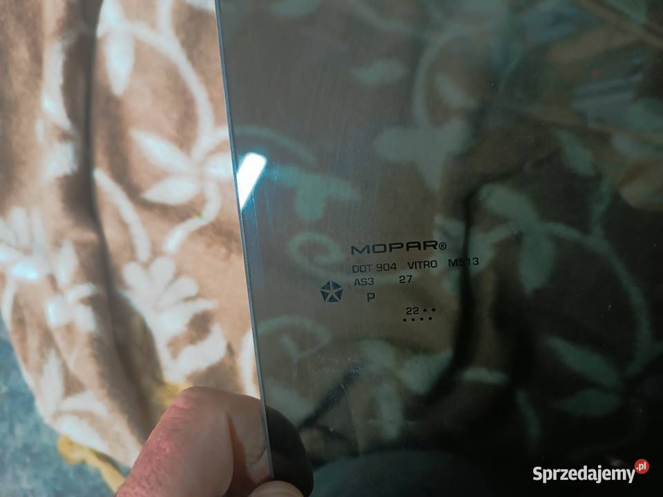 Szyba drzwi prawe tył boczna dodge Durango Myślenice