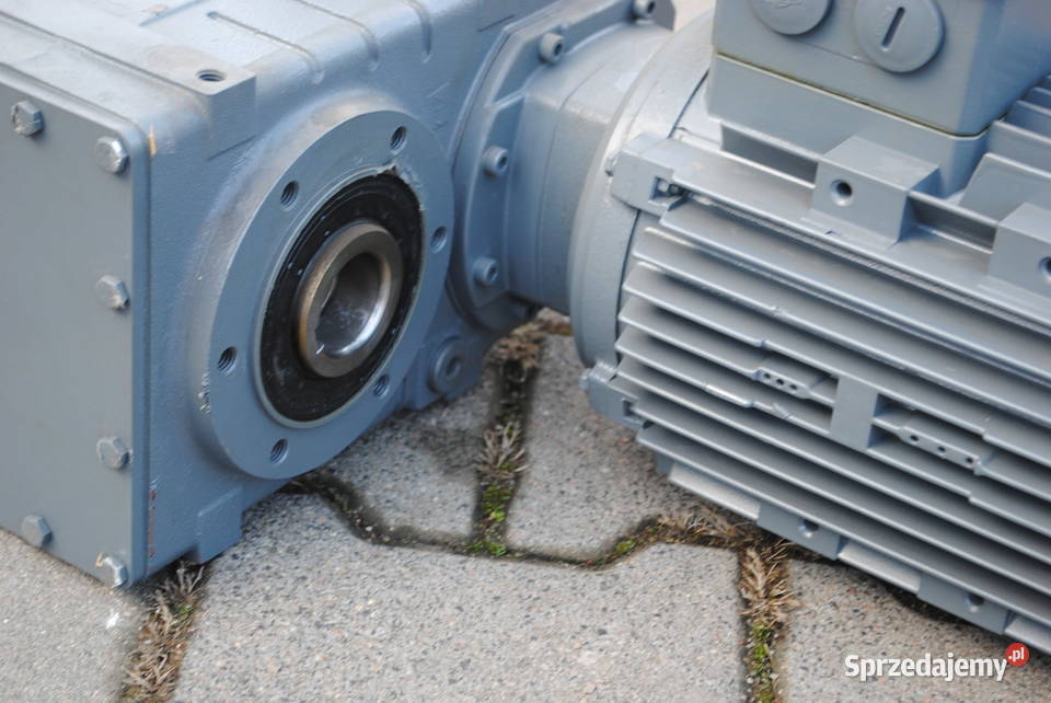 Motoreduktor 22kw 87obrmin SIEMENS Kargowa