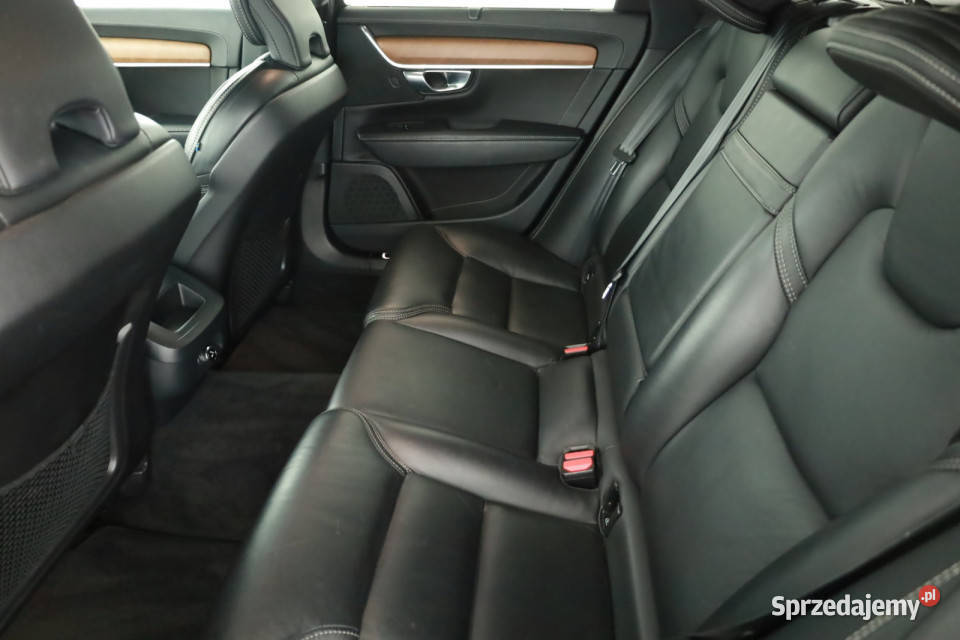 Volvo V90 D3 szary Piaseczno