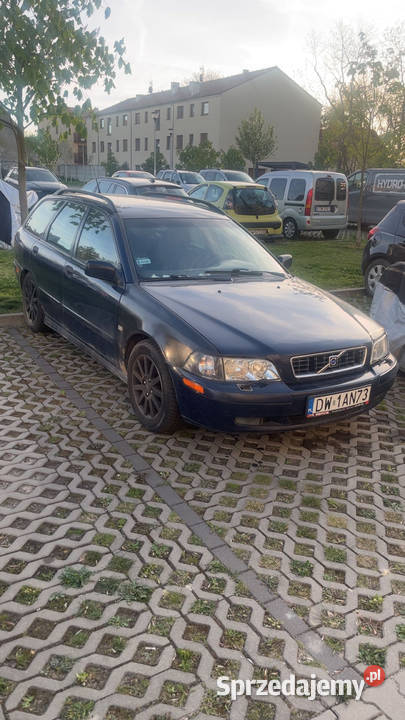Volvo V40 Rok produkcji 2002 Wrocław