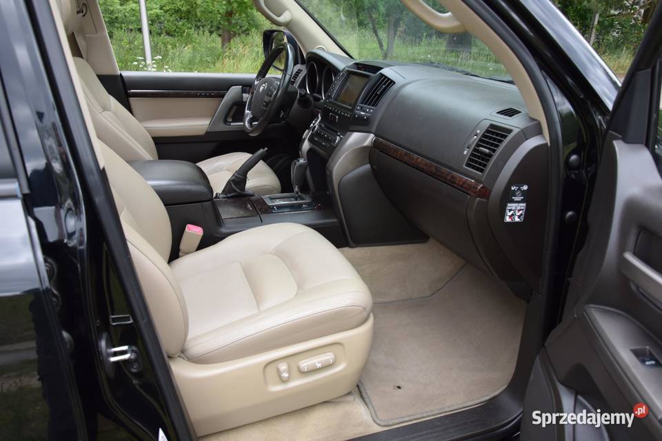 TOYOTA LAND CRUISER 200 45 V8 DIESEL SALON Zielona Góra