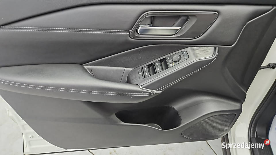 Nissan Qashqai 13 DIGT mHEV NConnecta Xtronic Z Warszawa