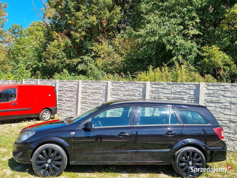 Opel Astra H 19 CDTI 101 2008r czarny Świebodzice sprzedam
