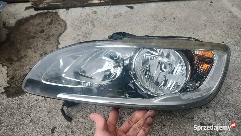 Reflektor lampa lewy przód 31420271 Volvo v60 I osobowe wielkopolskie