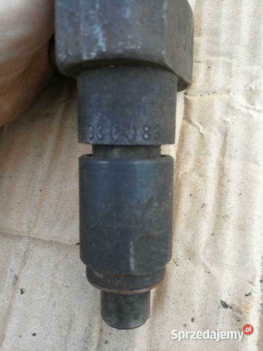 Wtryski Wtryskiwacze Ursus C330 Oryginał Wysyłka Łowicz sprzedam