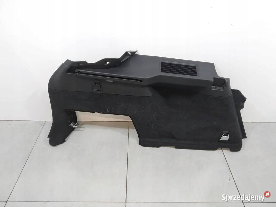 TAPICERKA BOCZEK BAGAŻNIKA LEWY TYŁ 39825155 Rok produkcji 2015