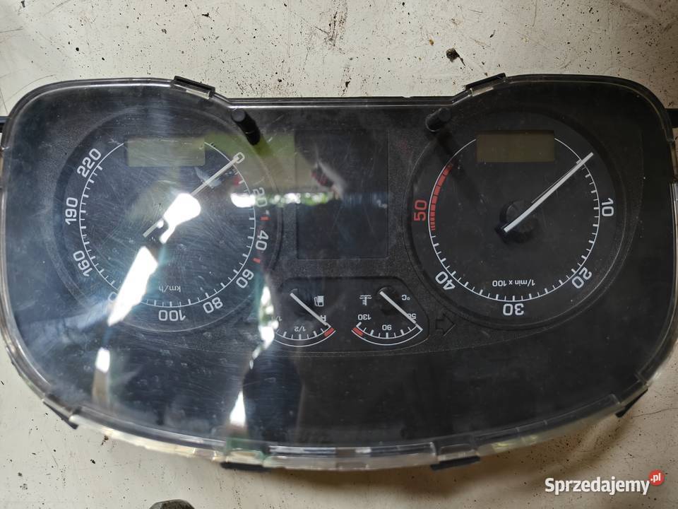 Zestaw startowy skoda octavia 1 osobowe