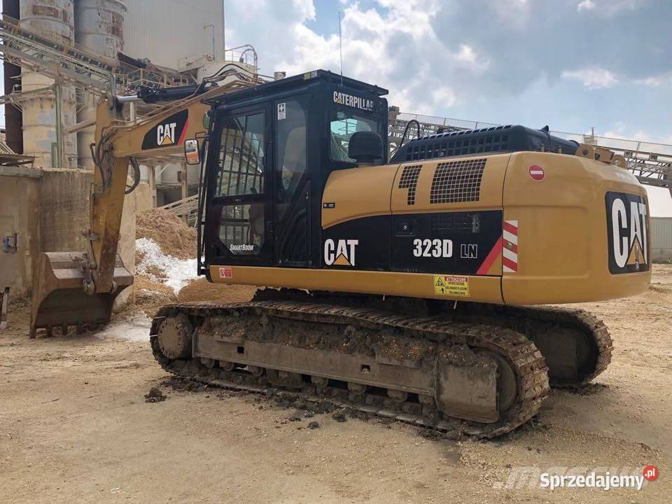 Usługi oparka koparkoładowarka wykopy rozbiórki Warszawa