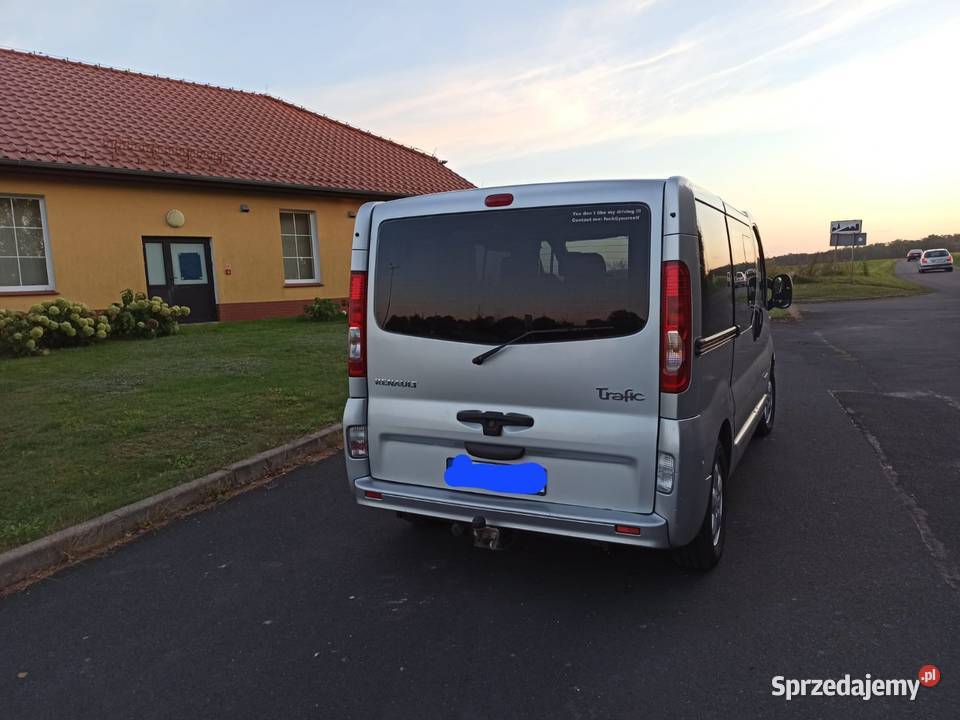 Renault TRAFIC 20 dCi 8 osobowy zarejestrowany w Bolesławiec