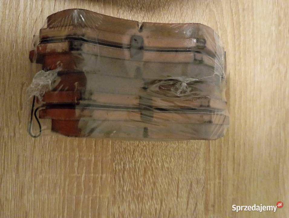 Nissan Almera klocki hamulcowe przód N15 Piła