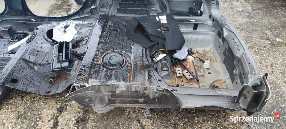 ĆWIARTKA WANNA PAS TYLNY AUDI A6 C7 AVANT KOMBI Przystajń