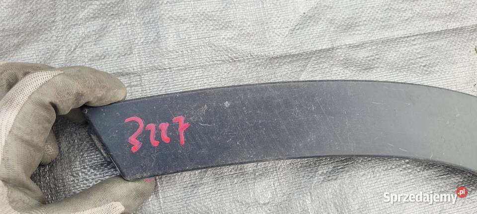 LISTWA DRZWI LEWY TYŁ LAND ROVER DEFENDER Karoseria śląskie