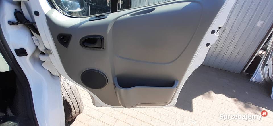 Podsufitka opel vivaro lift 2015r Nisko
