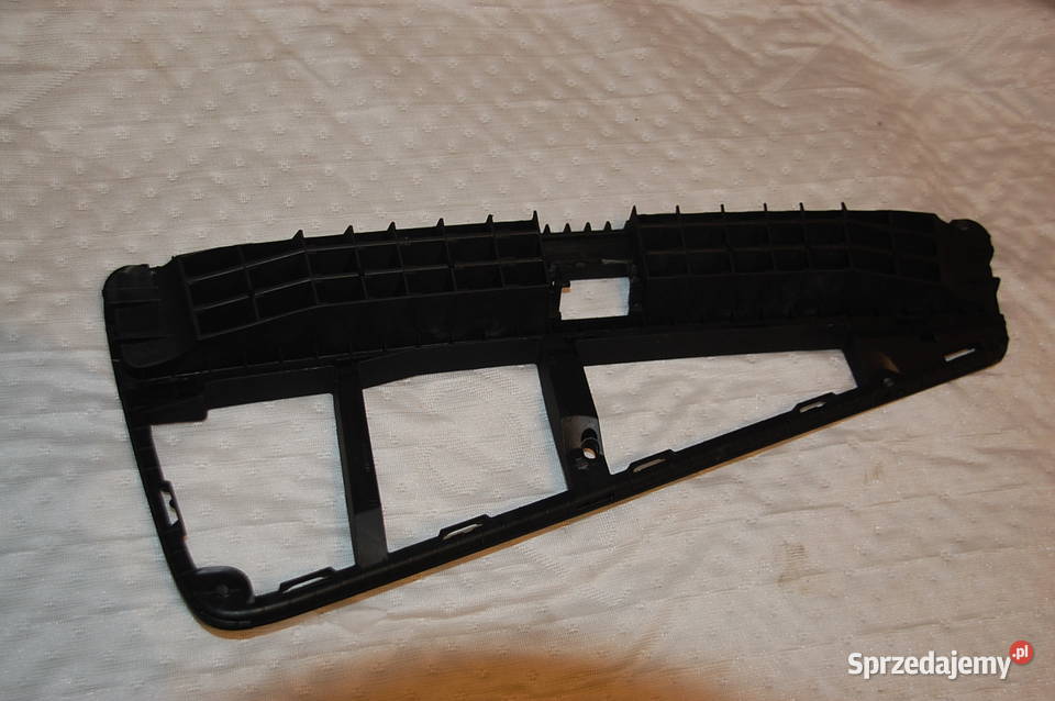 Audi a4 b8 lift blenda głośnika deski 8T1 819