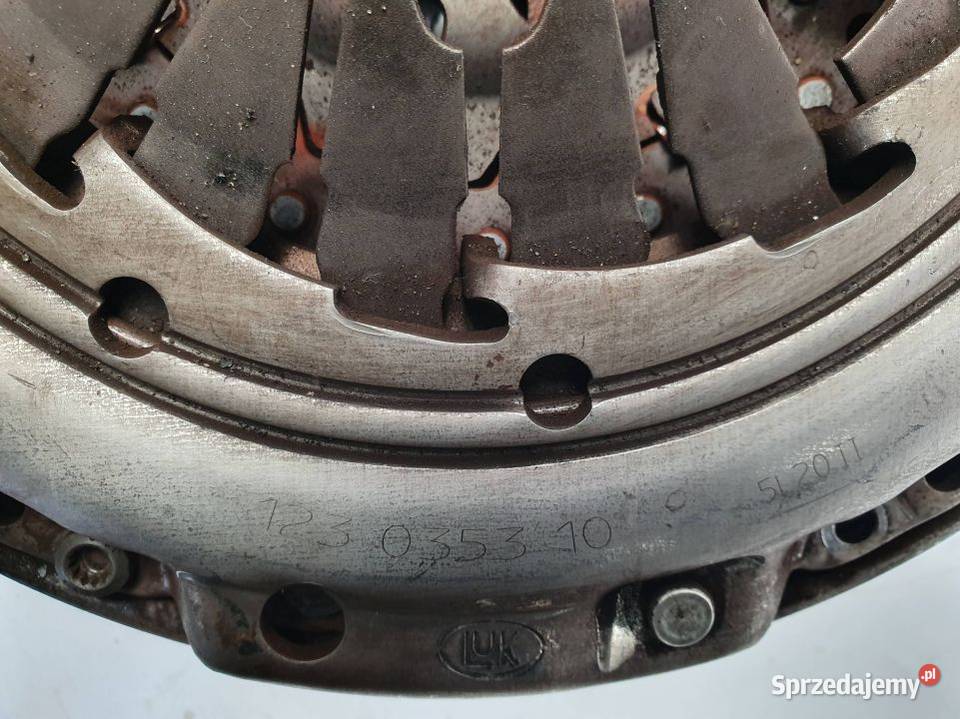 KOŁO DWUMASOWE AUDI A3 8L 123035310