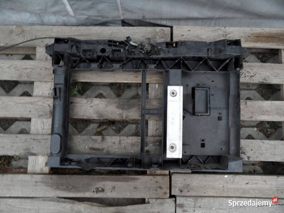 PEUGEOT 207 14 VTI 10r pas przedni wzmocnienie świętokrzyskie sprzedam