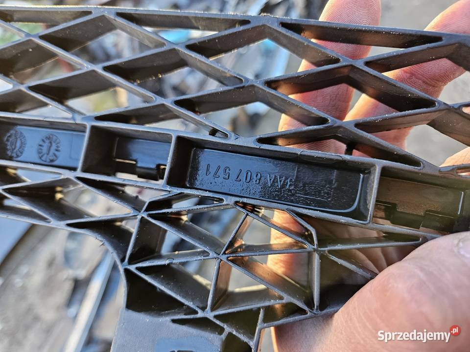 VW PASSAT B7 3AA WZMOCNIENIE GÓRNE ZDERZAKA