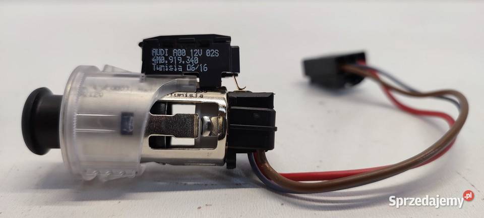 AUDI A4 B9 GNIAZDO ZAPALNICZKI 4M0919340