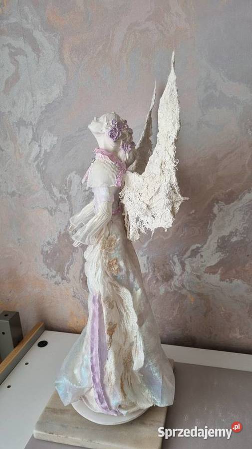 Piękny anioł ecru róż perła Zamość