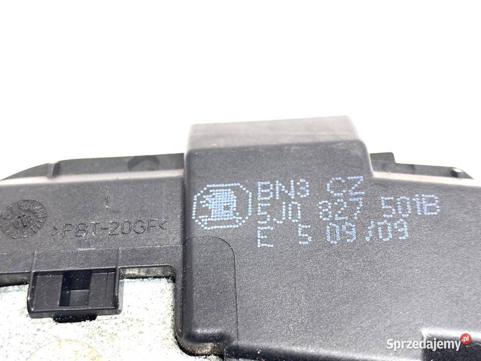 ZAMEK KLAPY TYŁ SKODA FABIA II Hatchback podkarpackie