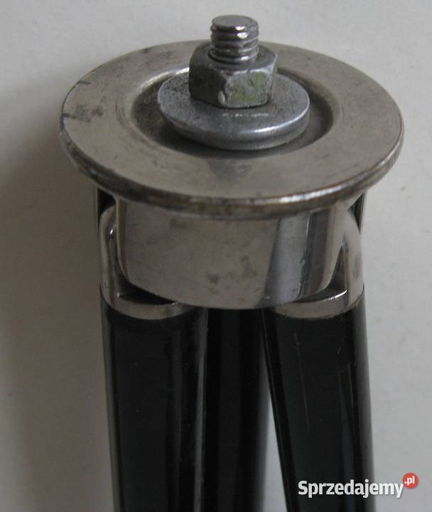 Statyw drewniany i mosiężny