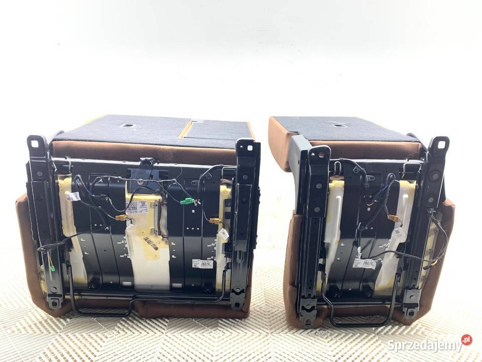 FOTELE KANAPA BOCZKI TUNEL KOMPLET AUDI Q3 II