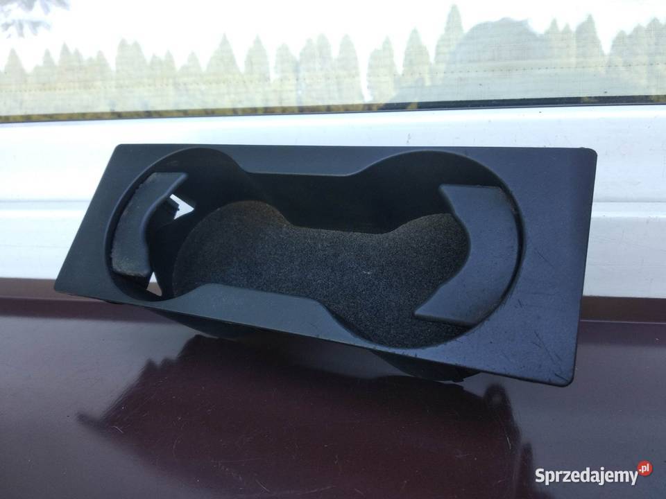 Audi A4 B5 uchwyt na kubki napoje cupholder w łódzkie Sieradz