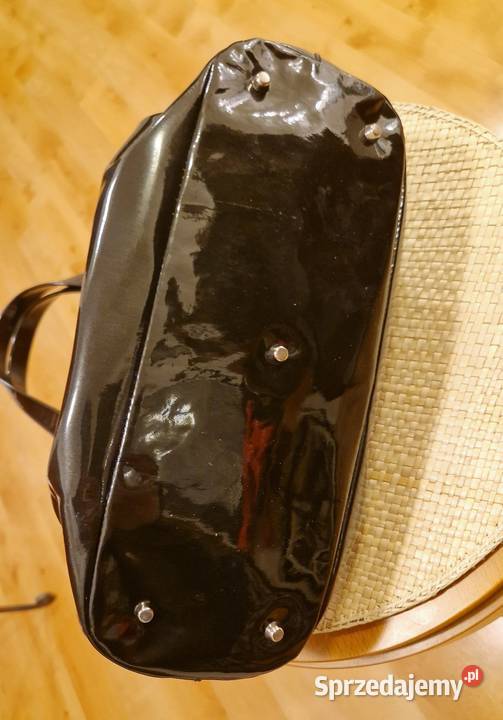 Czarna TOREBKA marki FURLA lakier połysk średnia Lublin