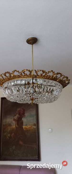Ogromny kryształowy plafon w bogato zdobionej sprzedam